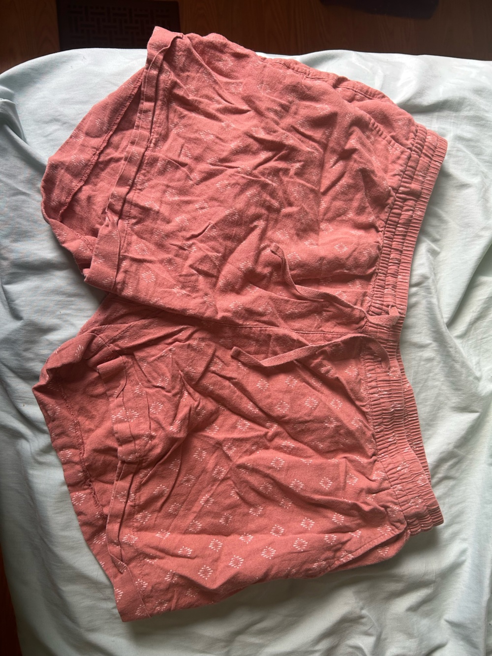 Old Navy Coral Pink Elastic-Waist Shorts with White Accent Threads